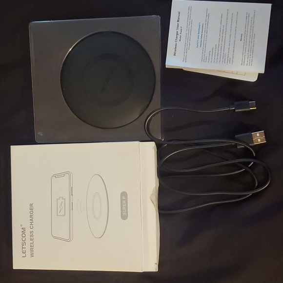 LETSCOM Super P Ultra Slim Wireless Charger, Qi-Certified 15W Max - Picture 4 of 6